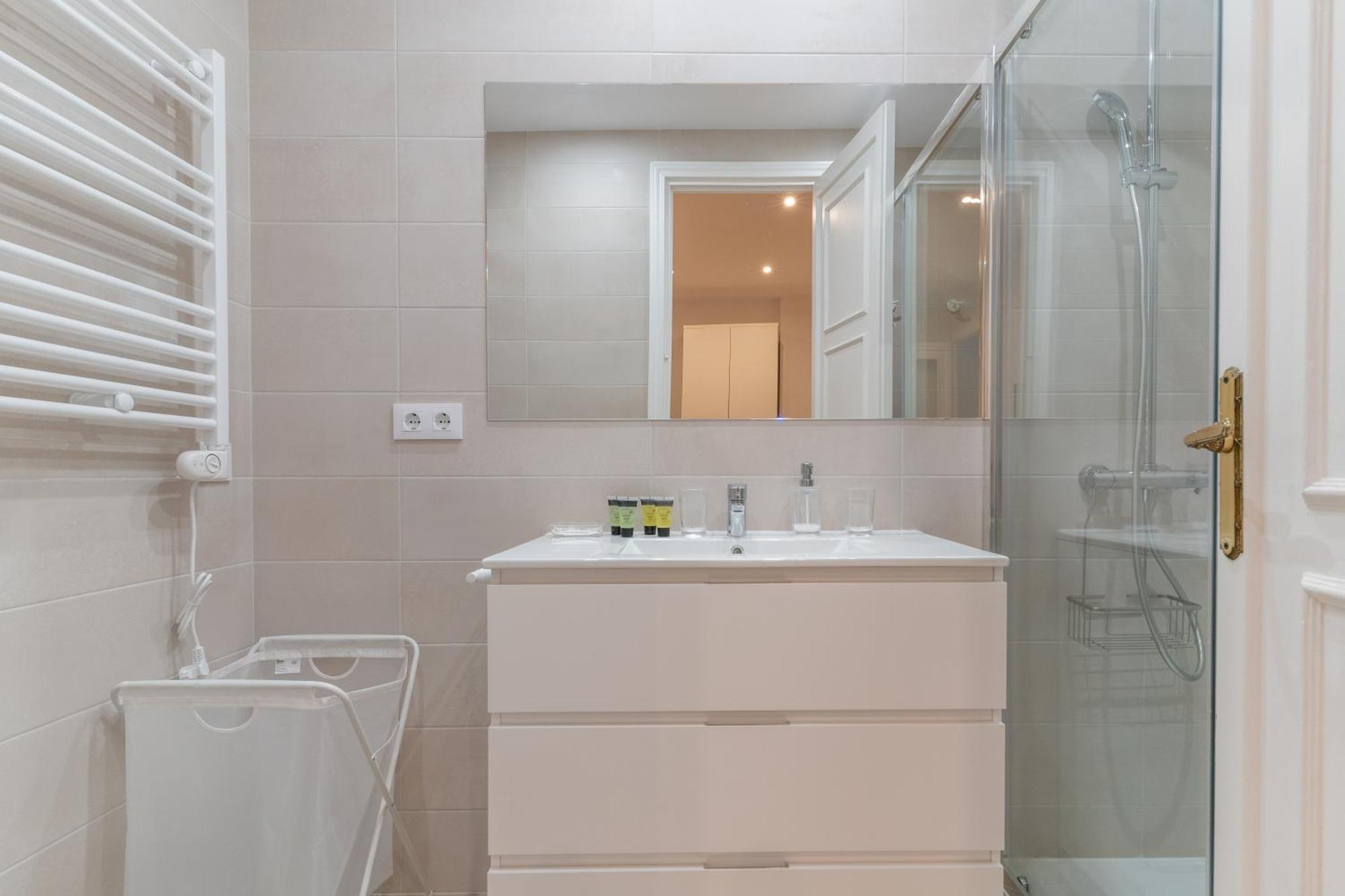 Spacious Central-3Bedrooms 3Bathrooms-Sol مدريد المظهر الخارجي الصورة
